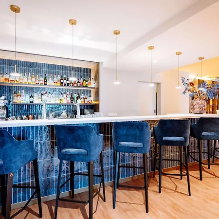 Novotel World Forum Hotel 4*