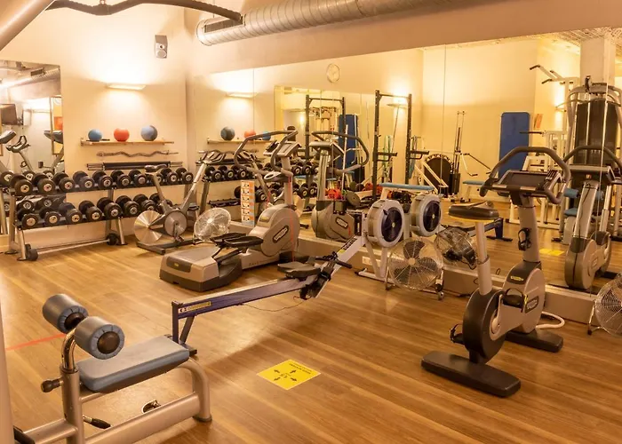 Novotel World Forum Hotel 4*