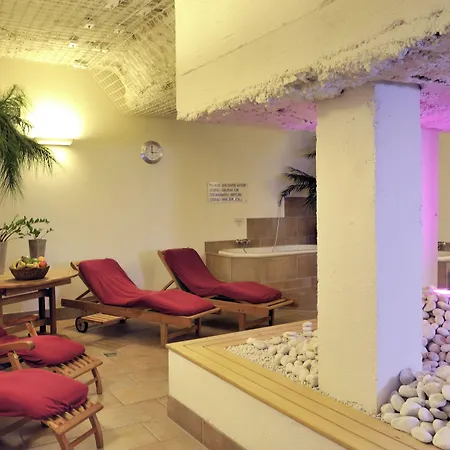 Novotel World Forum 4* Lahey