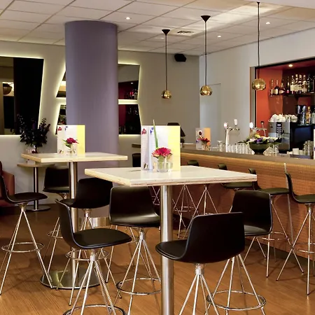 Novotel World Forum Otel