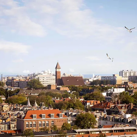 Novotel World Forum Hotel 4*