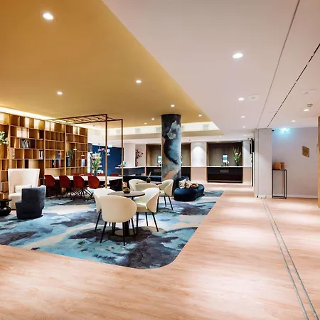 Otel Novotel World Forum