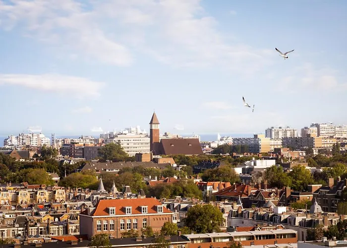 Novotel World Forum Hotel 4*