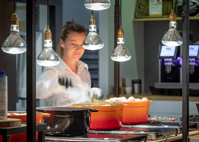 Novotel World Forum 4*