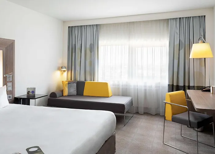 Otel Novotel World Forum 4*