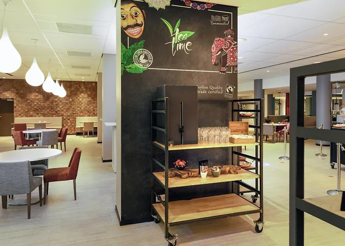 Novotel World Forum Otel 4*