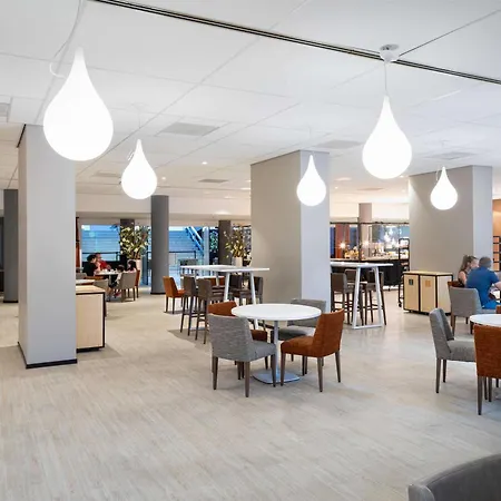 Hotell Novotel World Forum